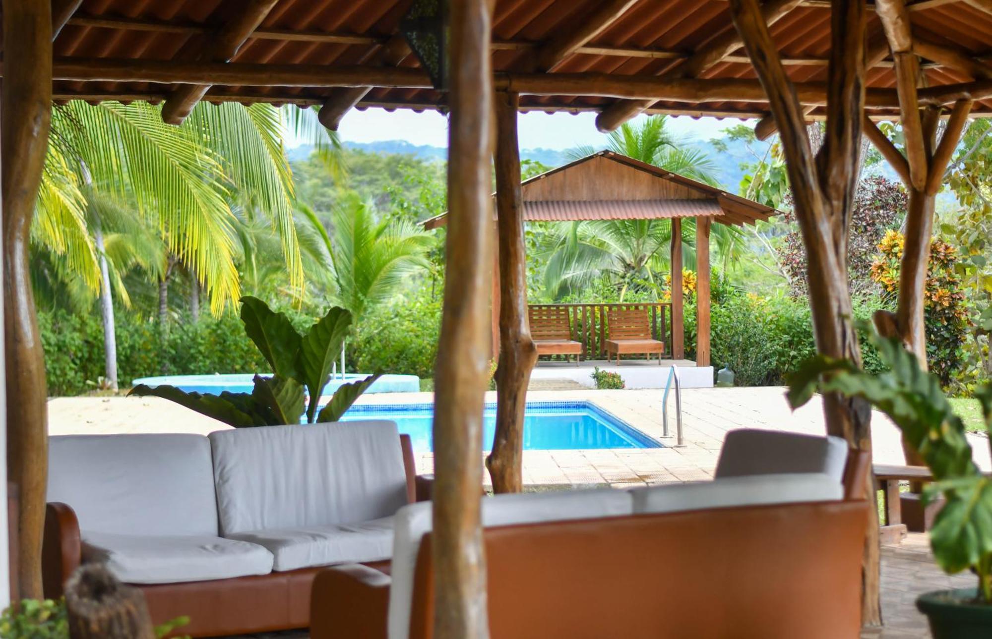 Tarcoles Birding Lodge Exterior photo