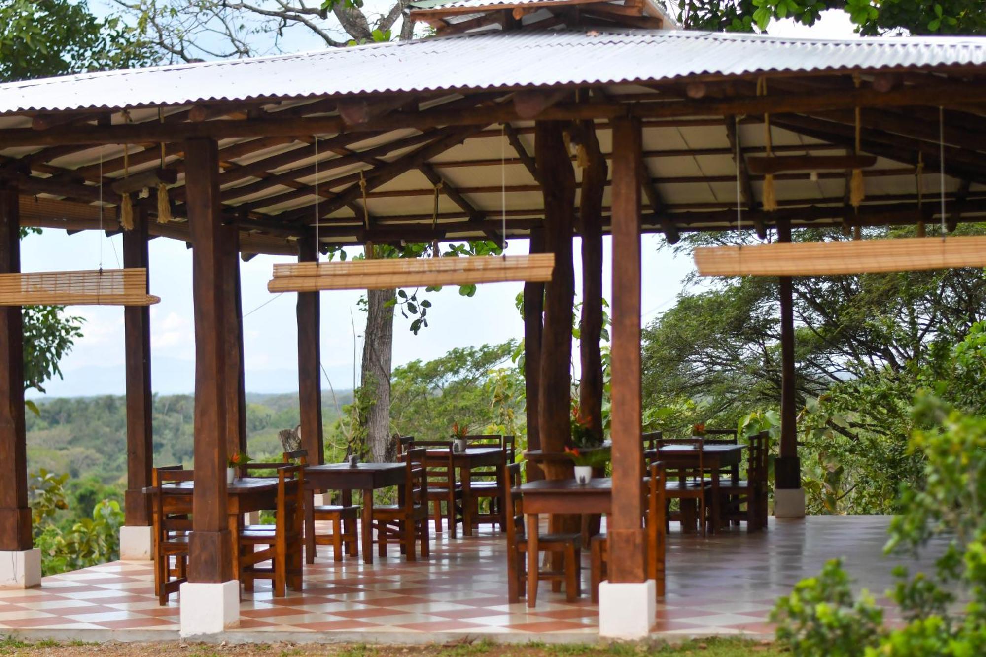 Tarcoles Birding Lodge Exterior photo