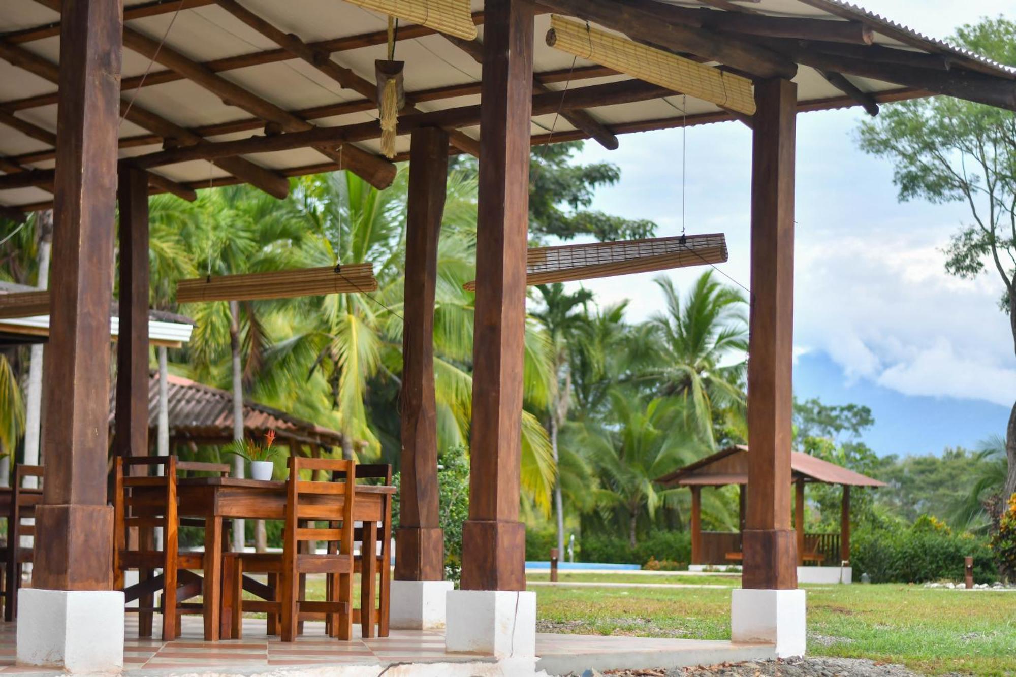 Tarcoles Birding Lodge Exterior photo