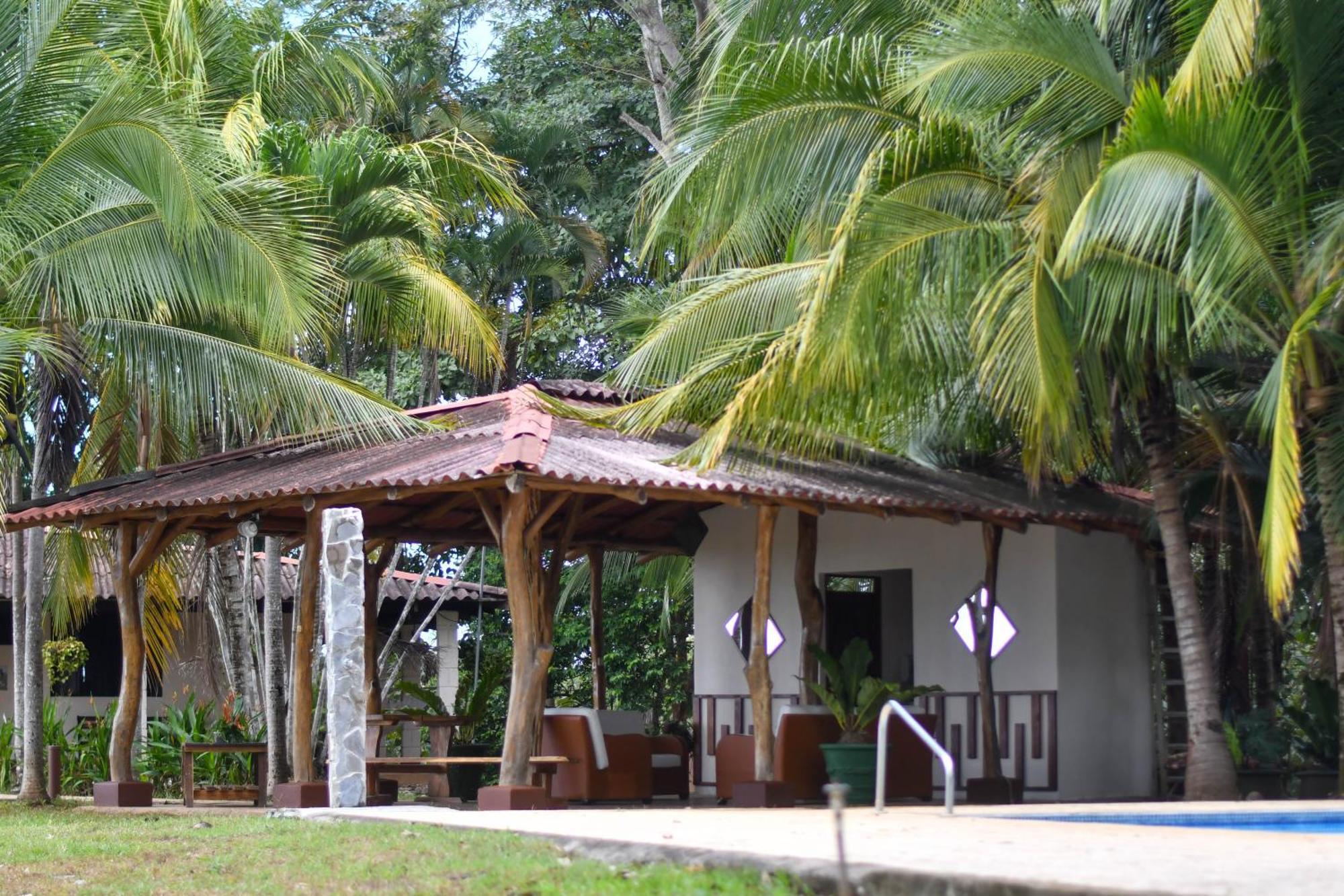 Tarcoles Birding Lodge Exterior photo