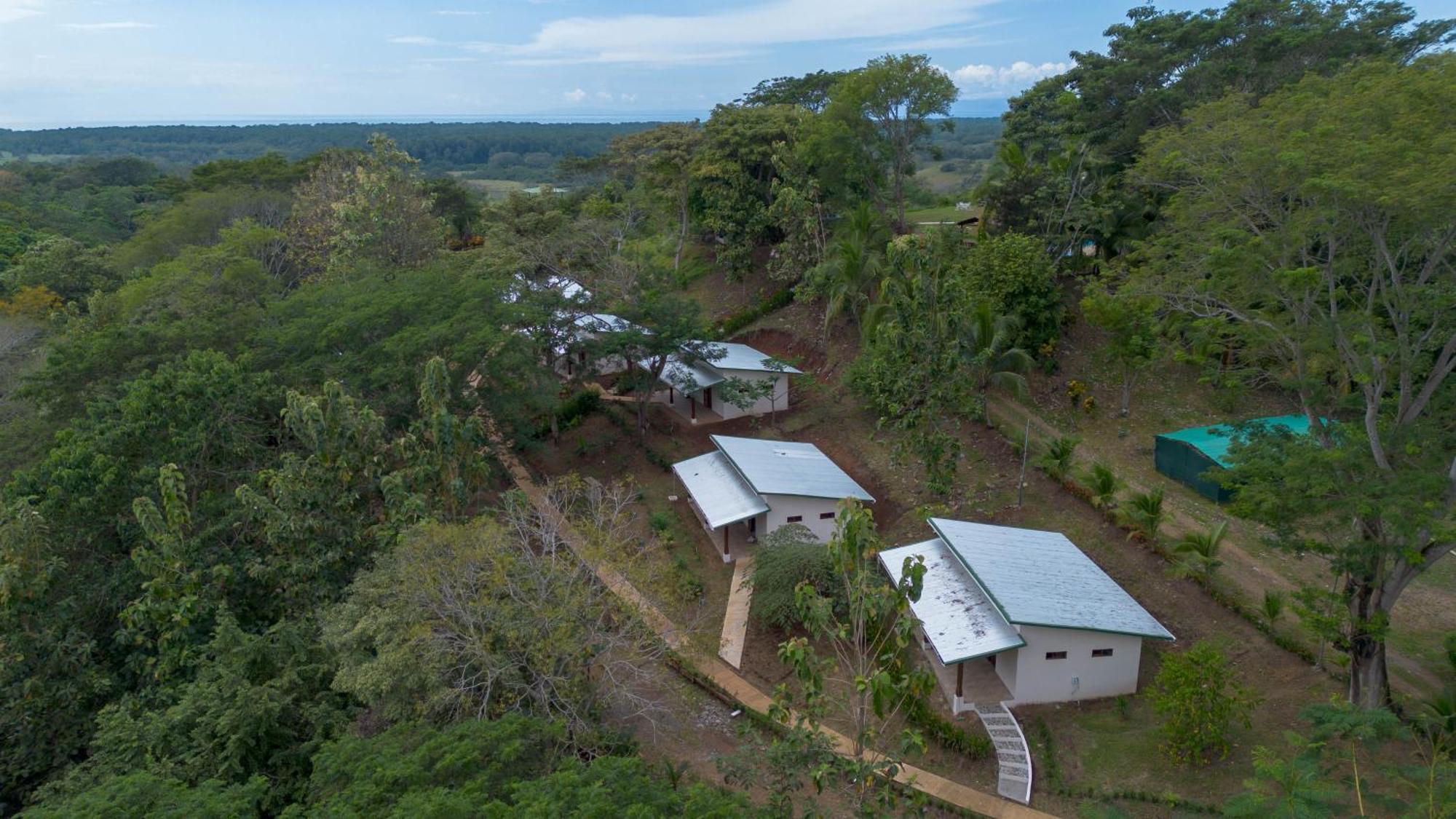 Tarcoles Birding Lodge Exterior photo